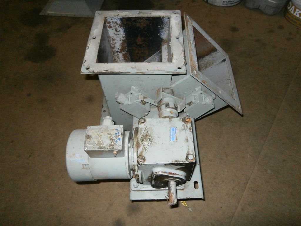 Carier Carier Duct