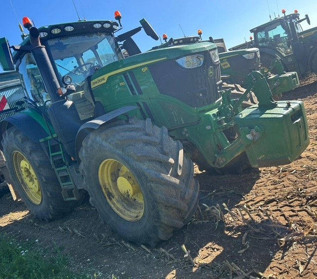John Deere 6r250