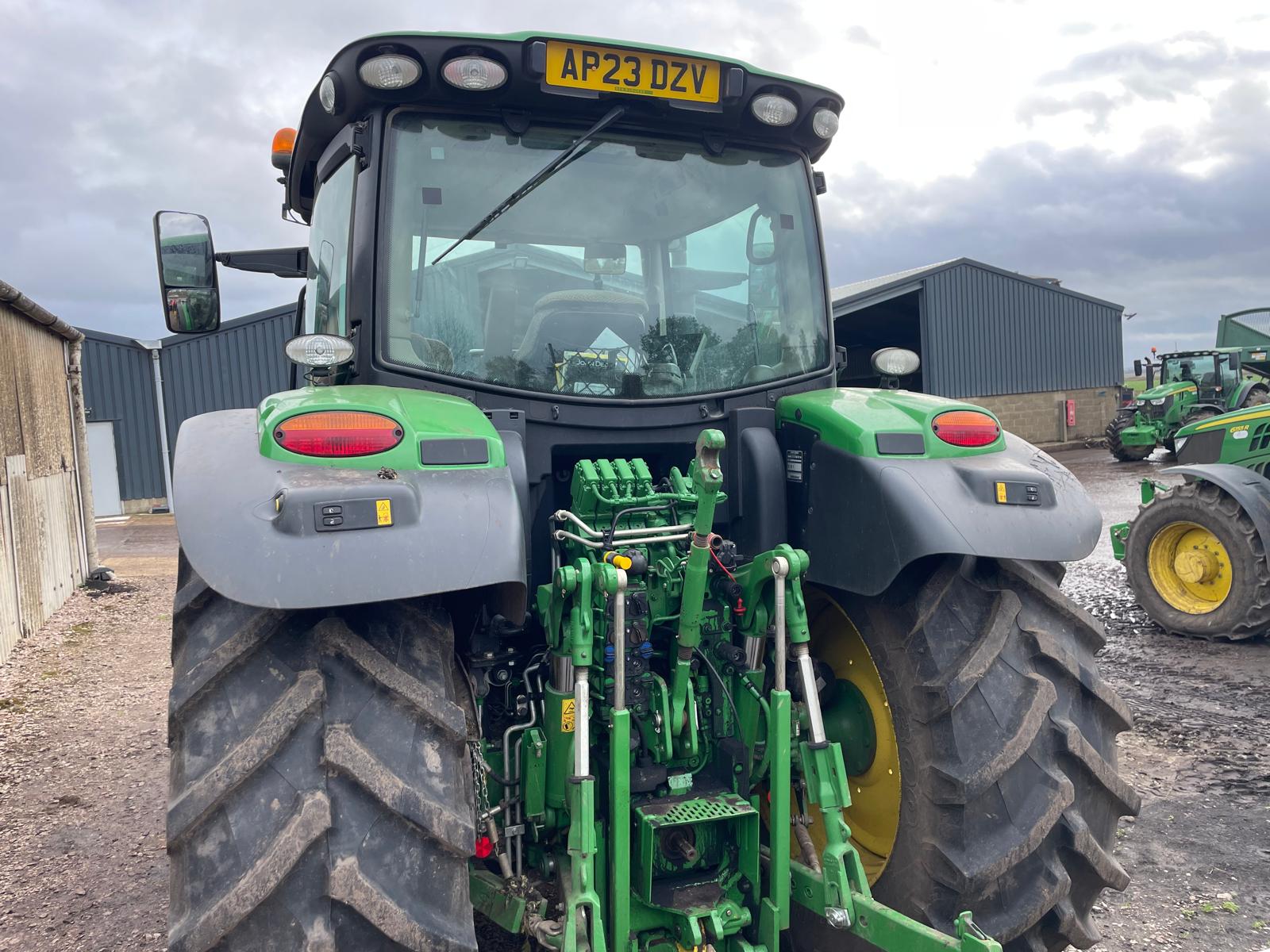 John Deere 6r130
