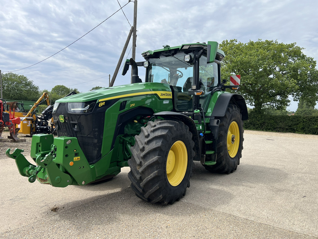John Deere 8r370