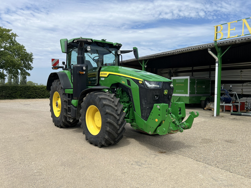 John Deere 8r370