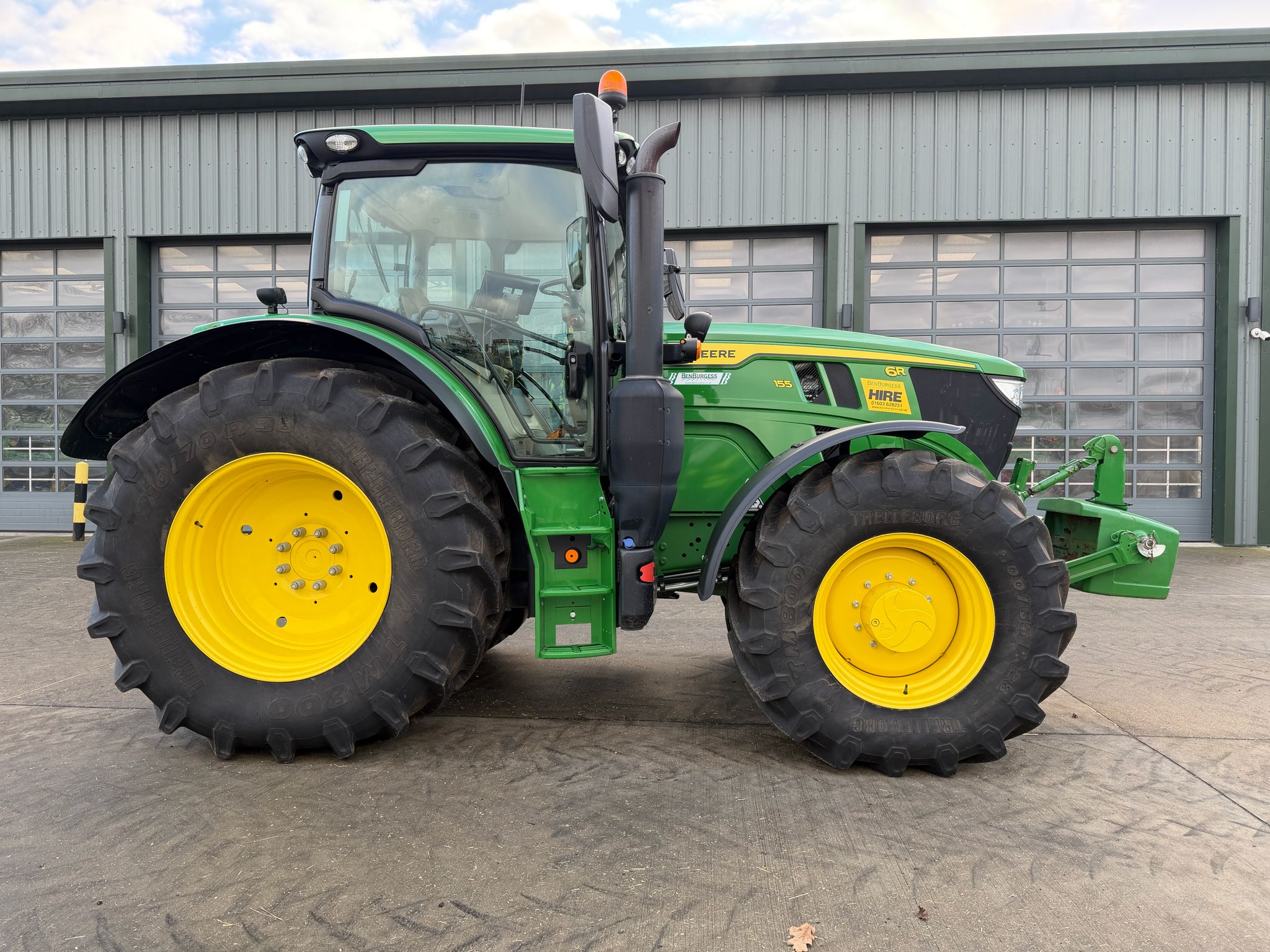 John Deere 6r155