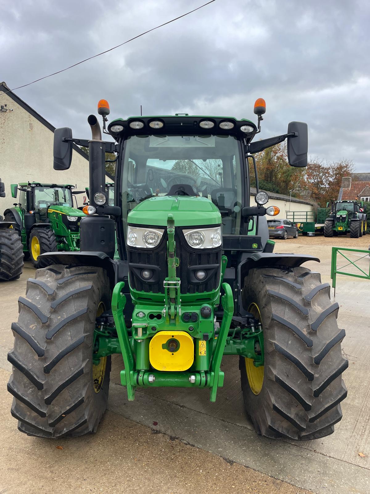 John Deere 6r150