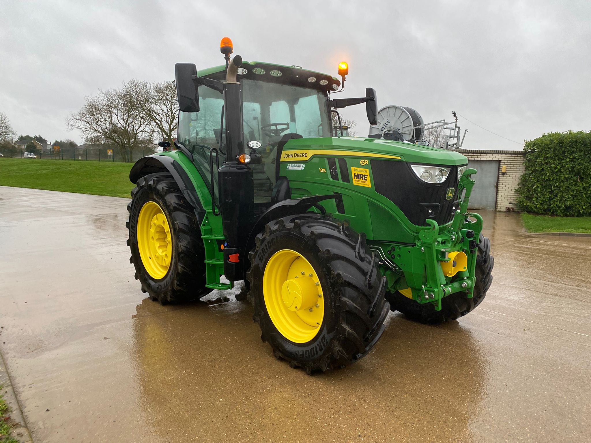 John Deere 6r185