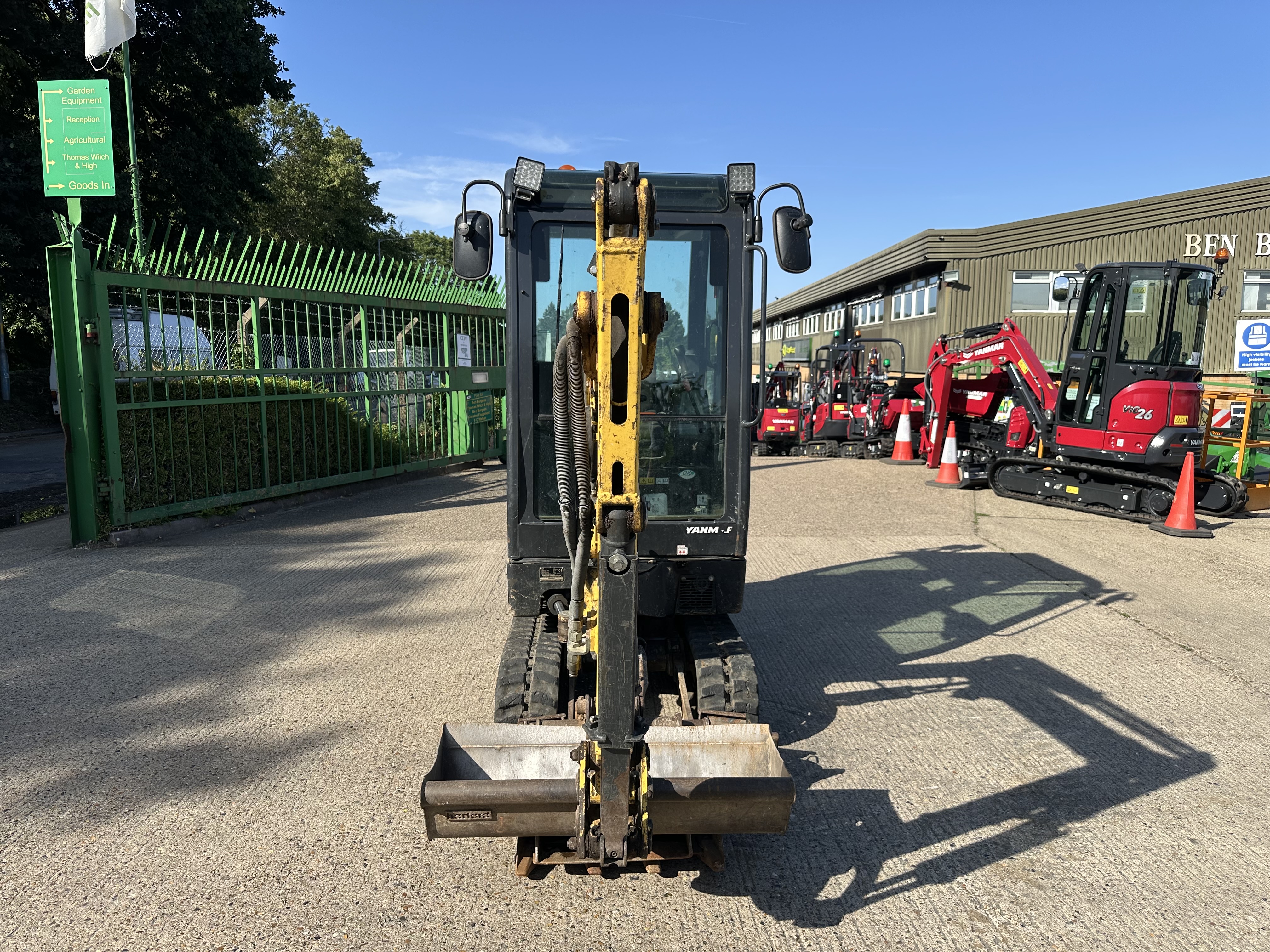 Yanmar Sv18