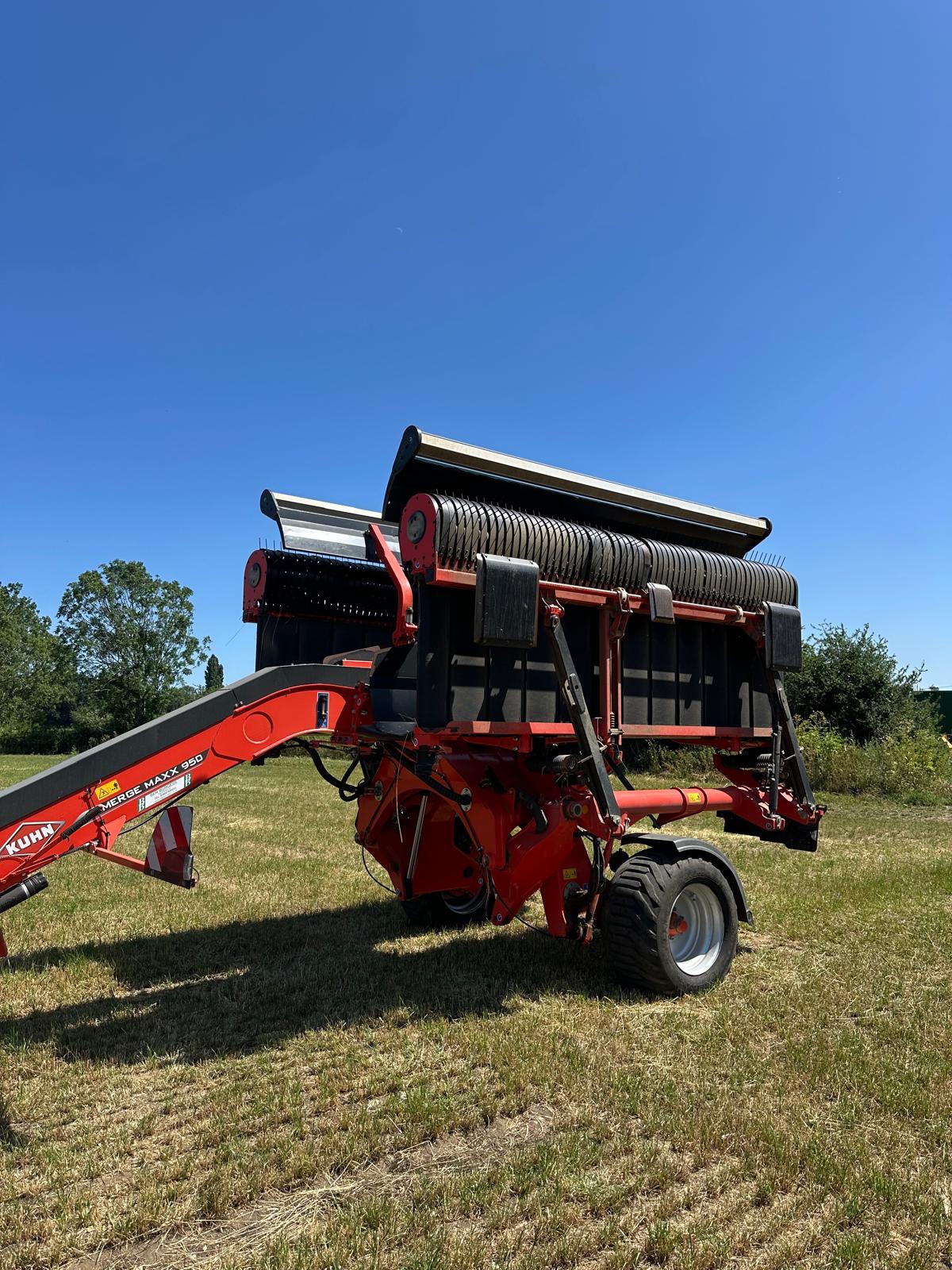 Kuhn Mergemaxx950