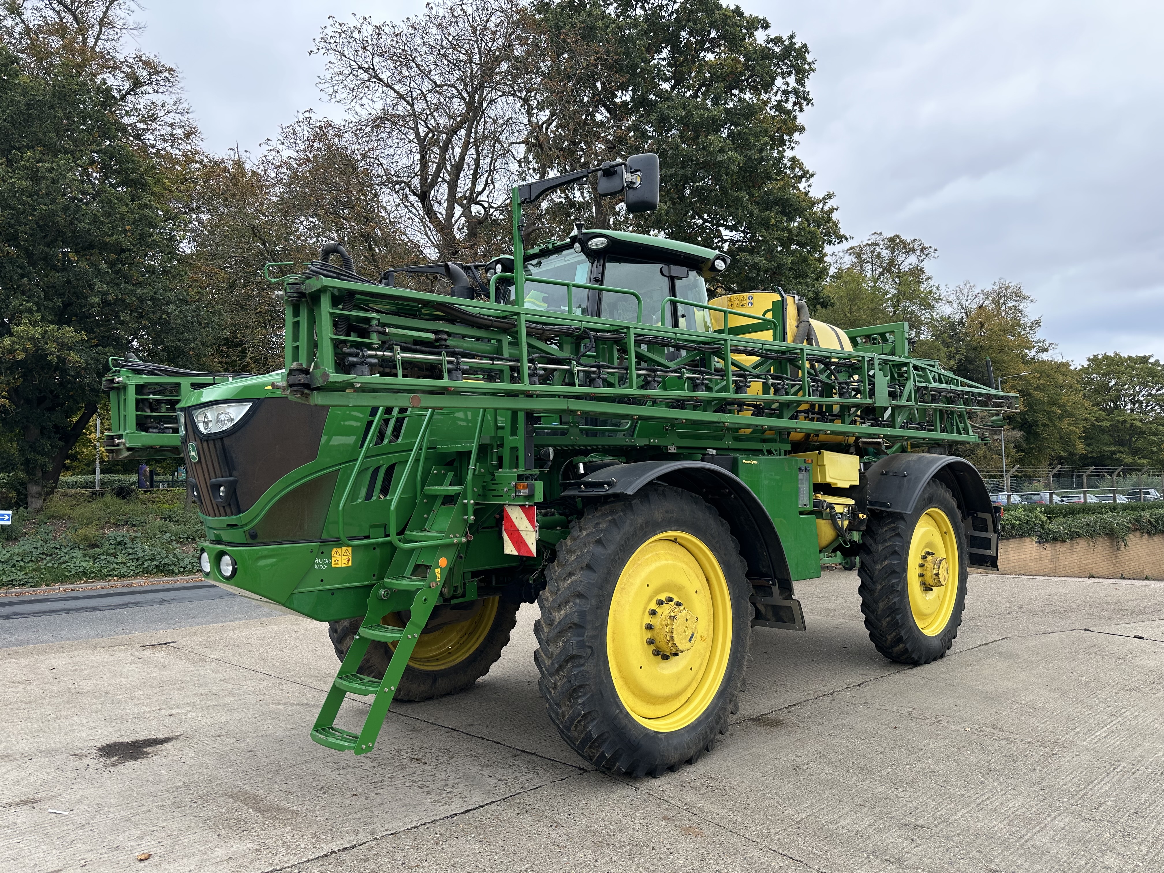 John Deere R4150i