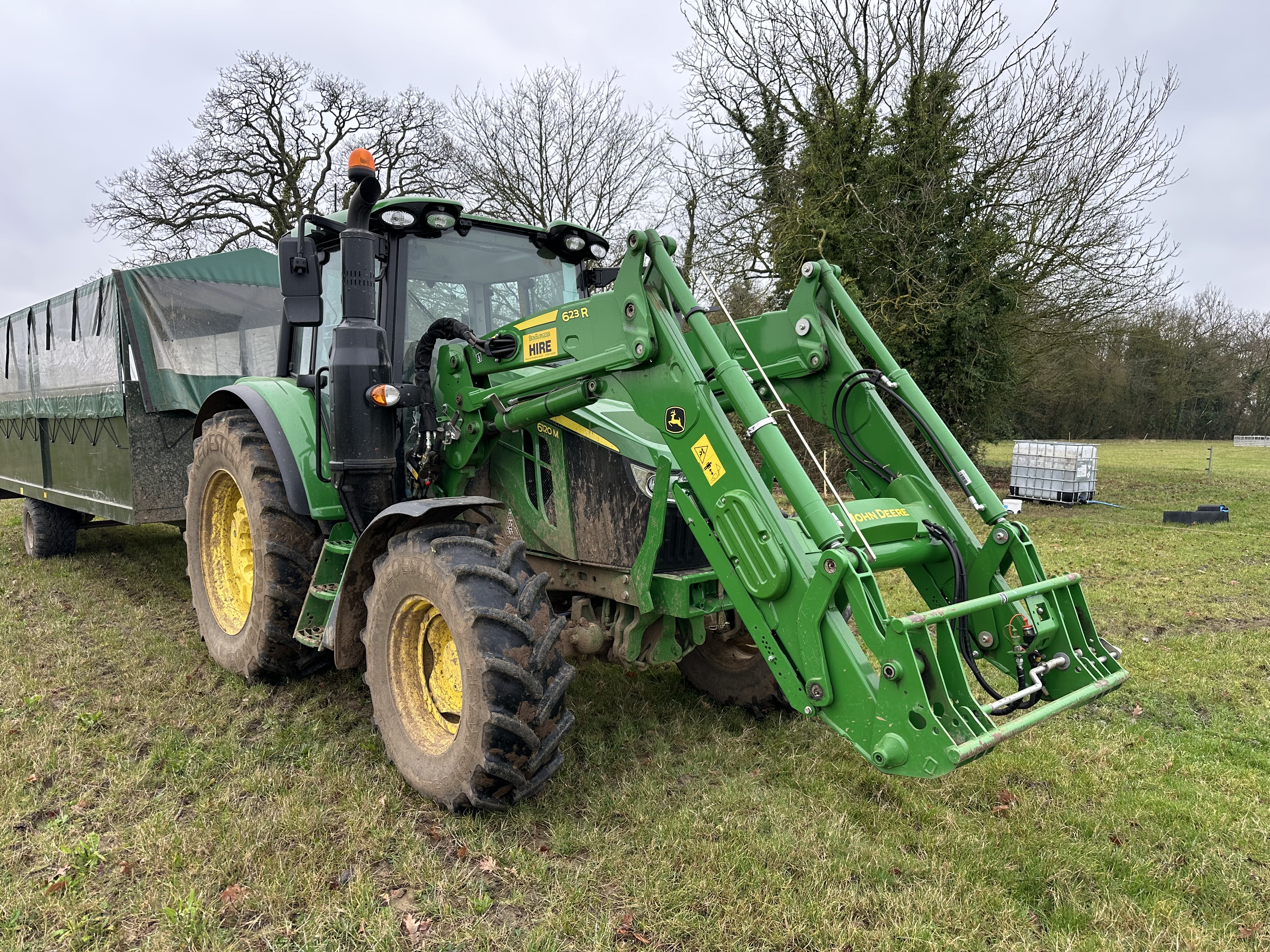 John Deere 6120m