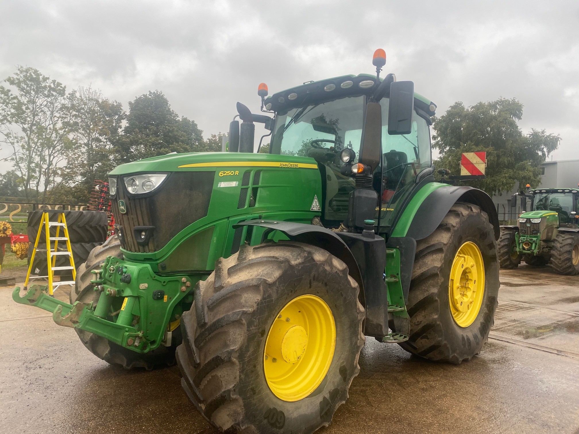 John Deere 6250r
