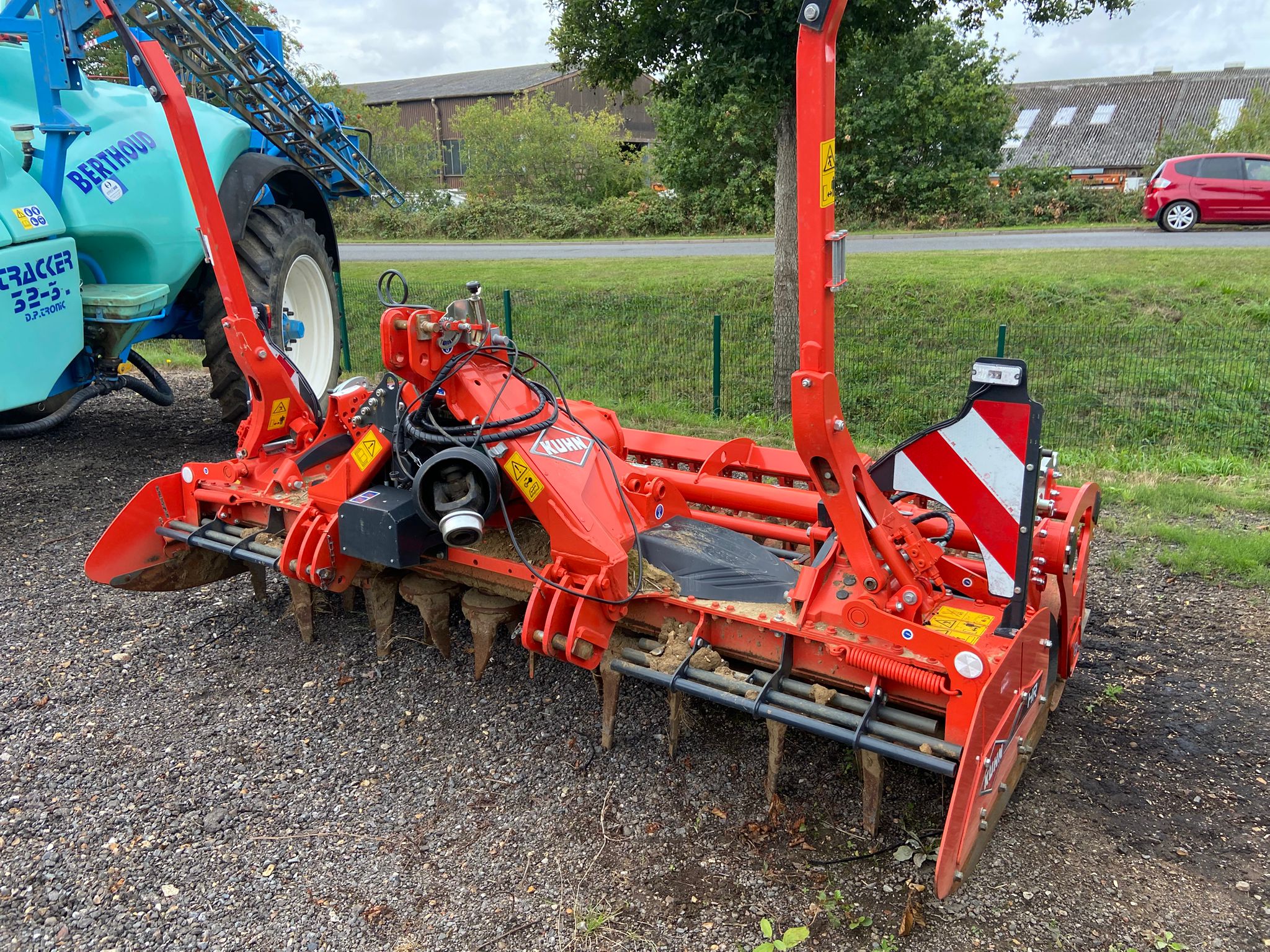 Kuhn Hr3030