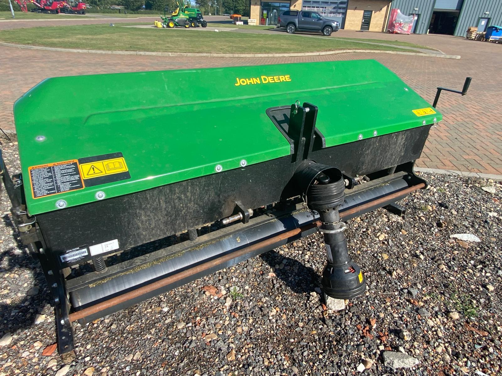 John Deere Aercore 2000