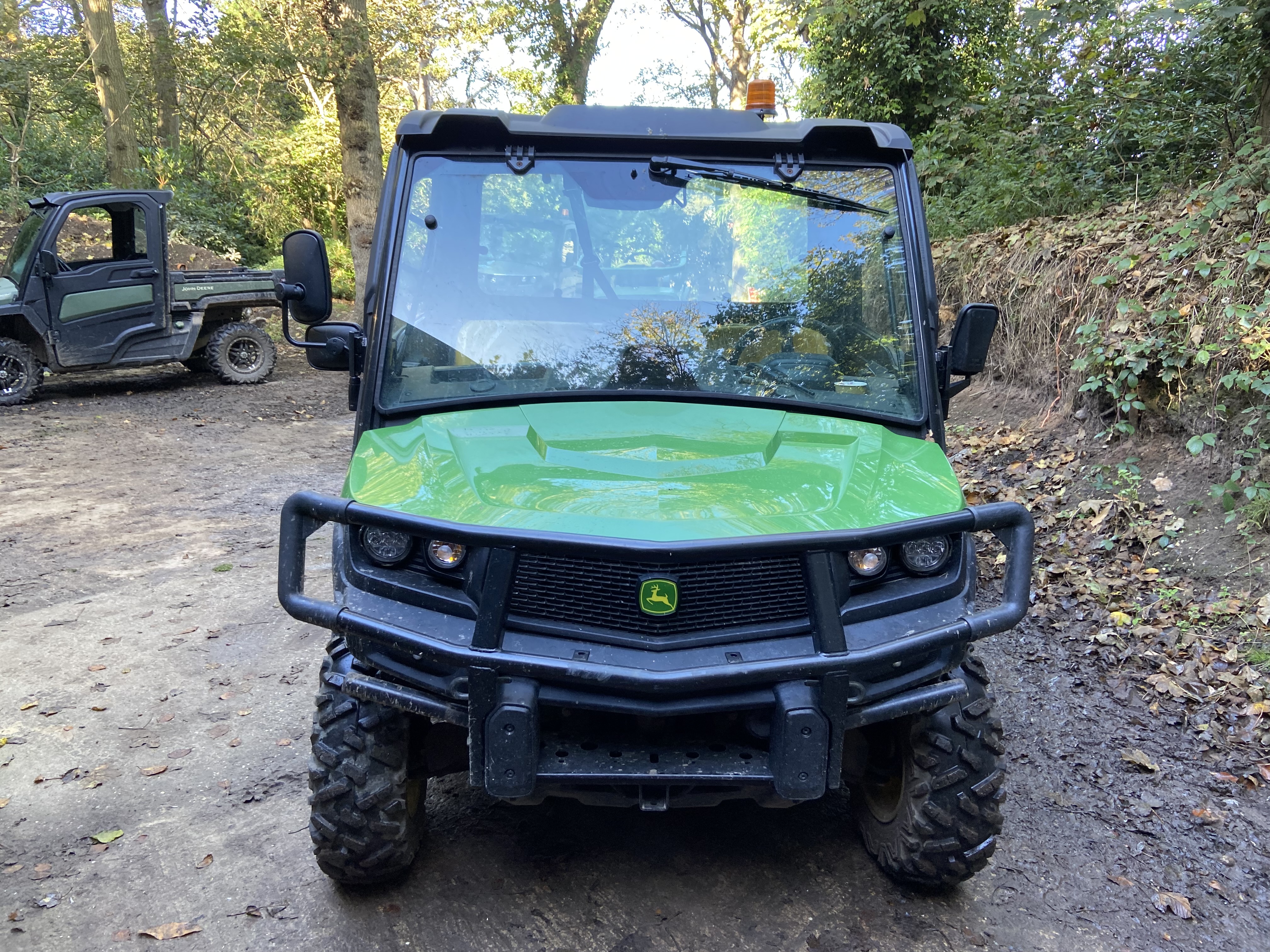 John Deere Xuv865m