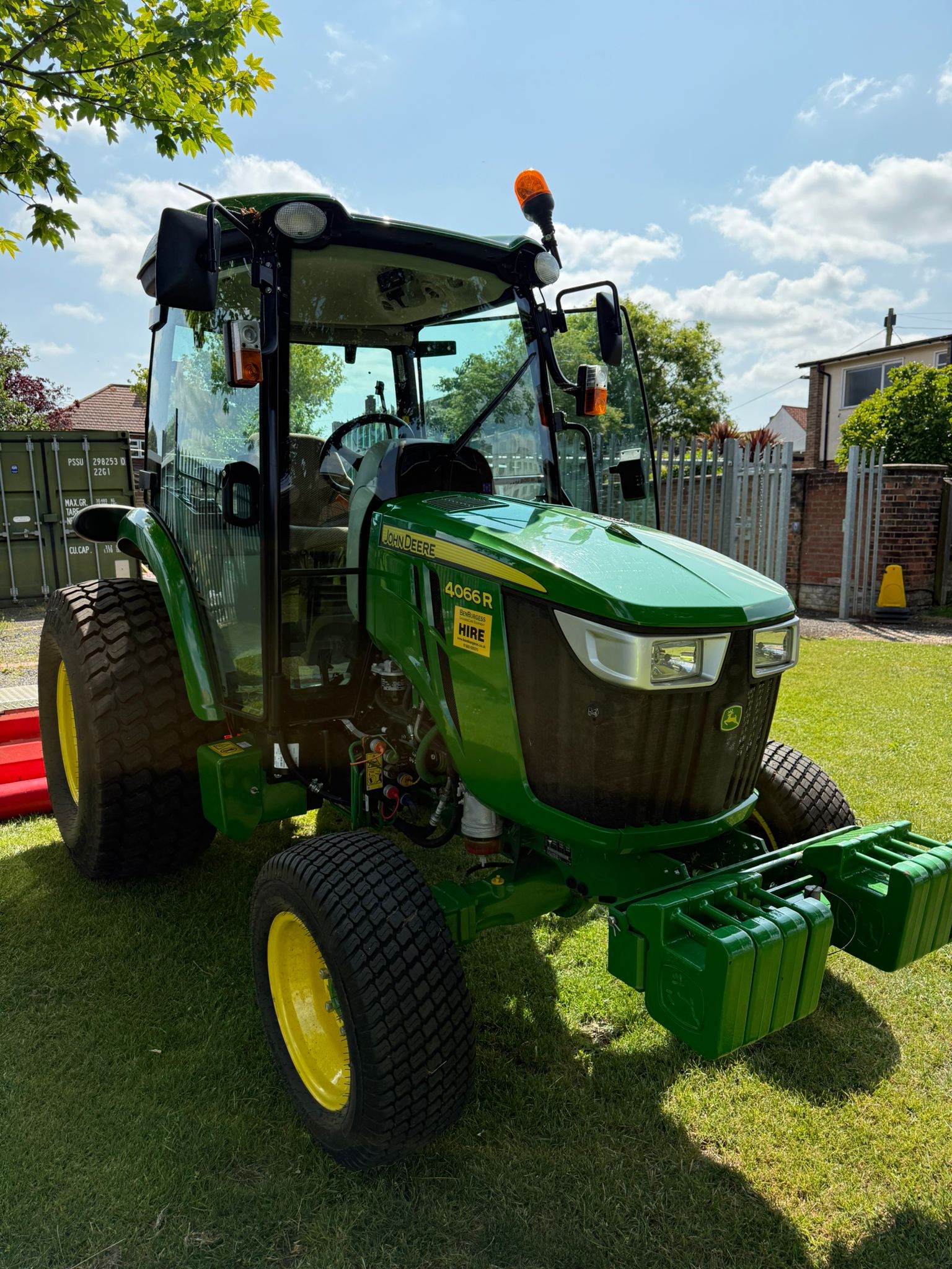 John Deere 4066r