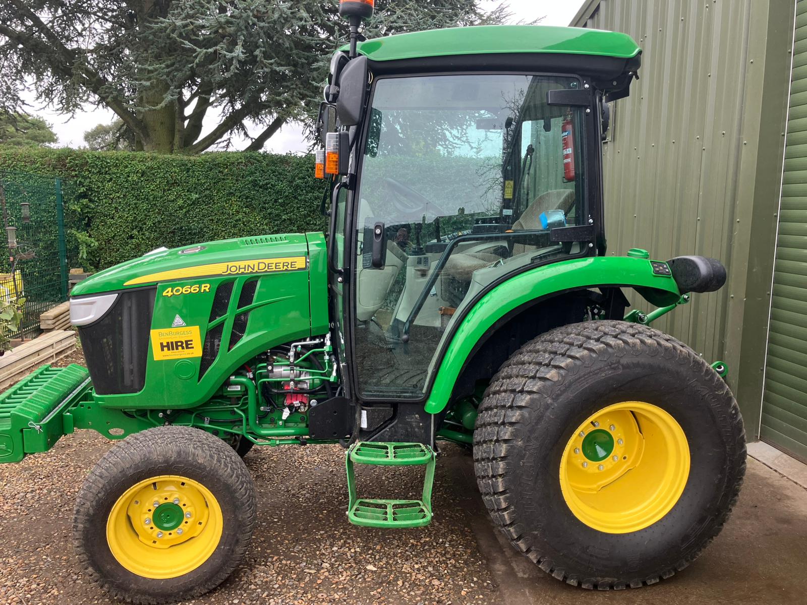 John Deere 4066r