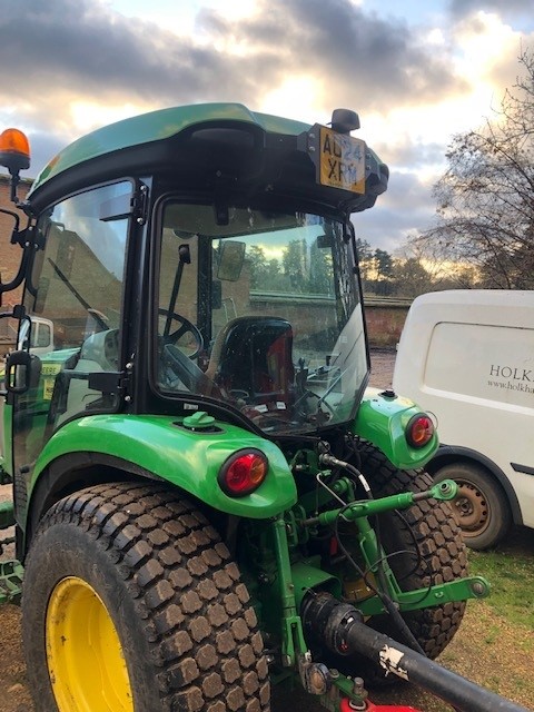 John Deere 3046r Cab