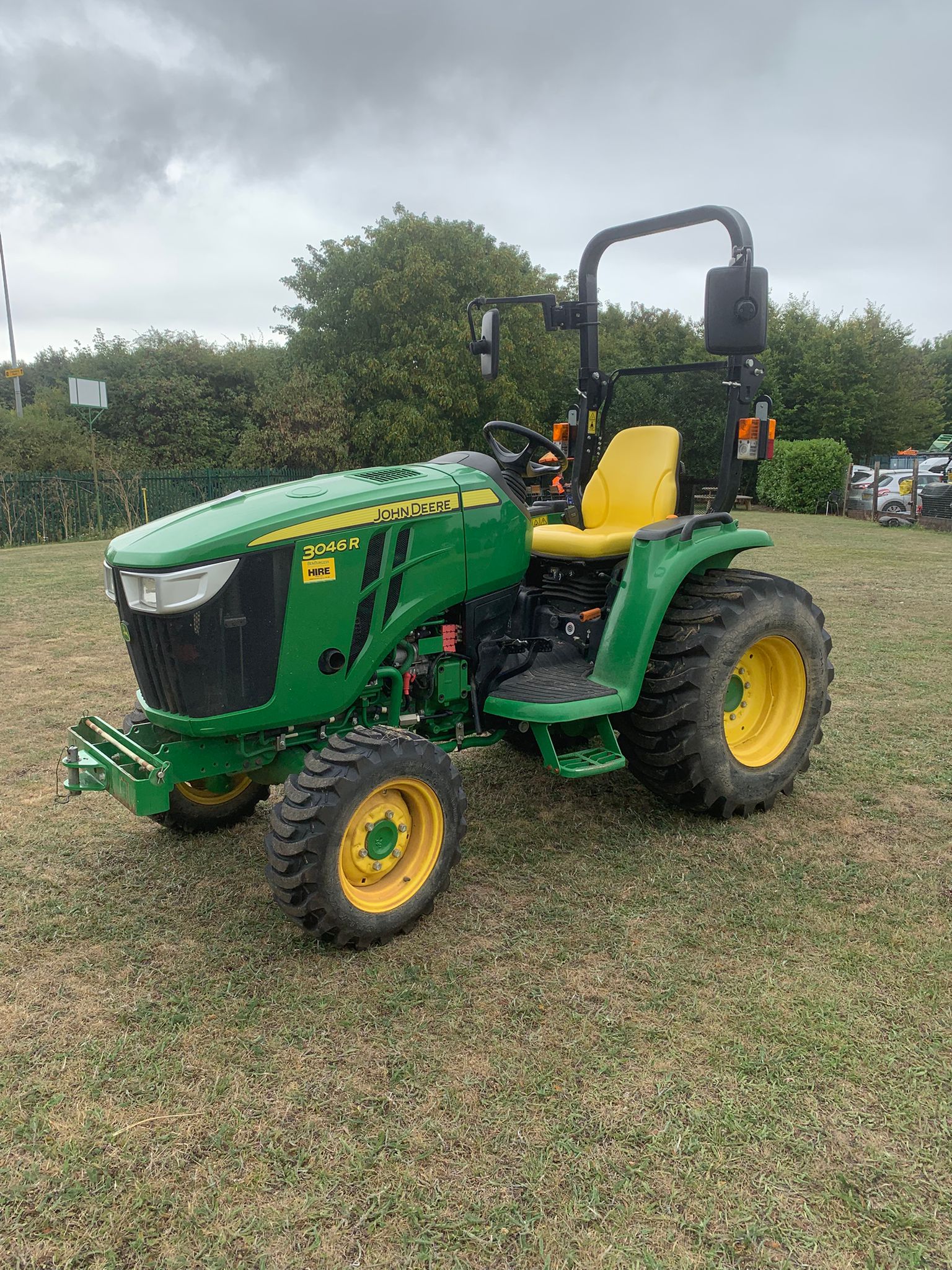 John Deere 3046r Rops It