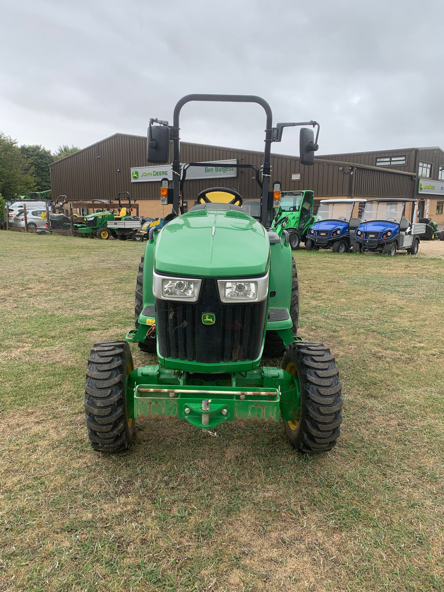 John Deere 3046r Rops It