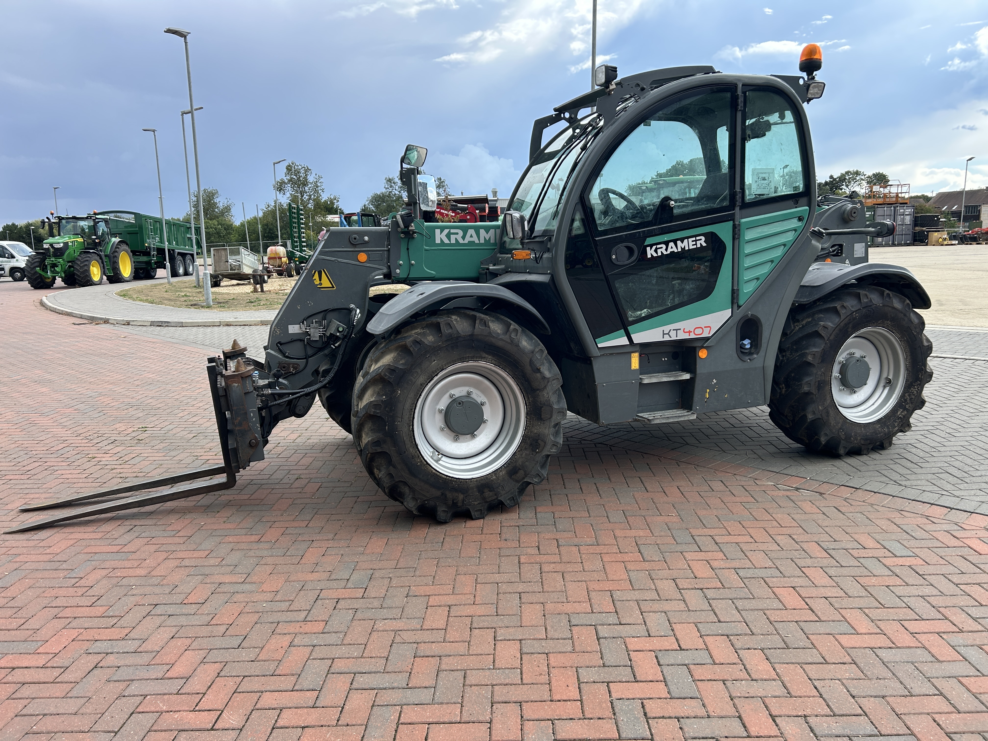 Kramer Kt407