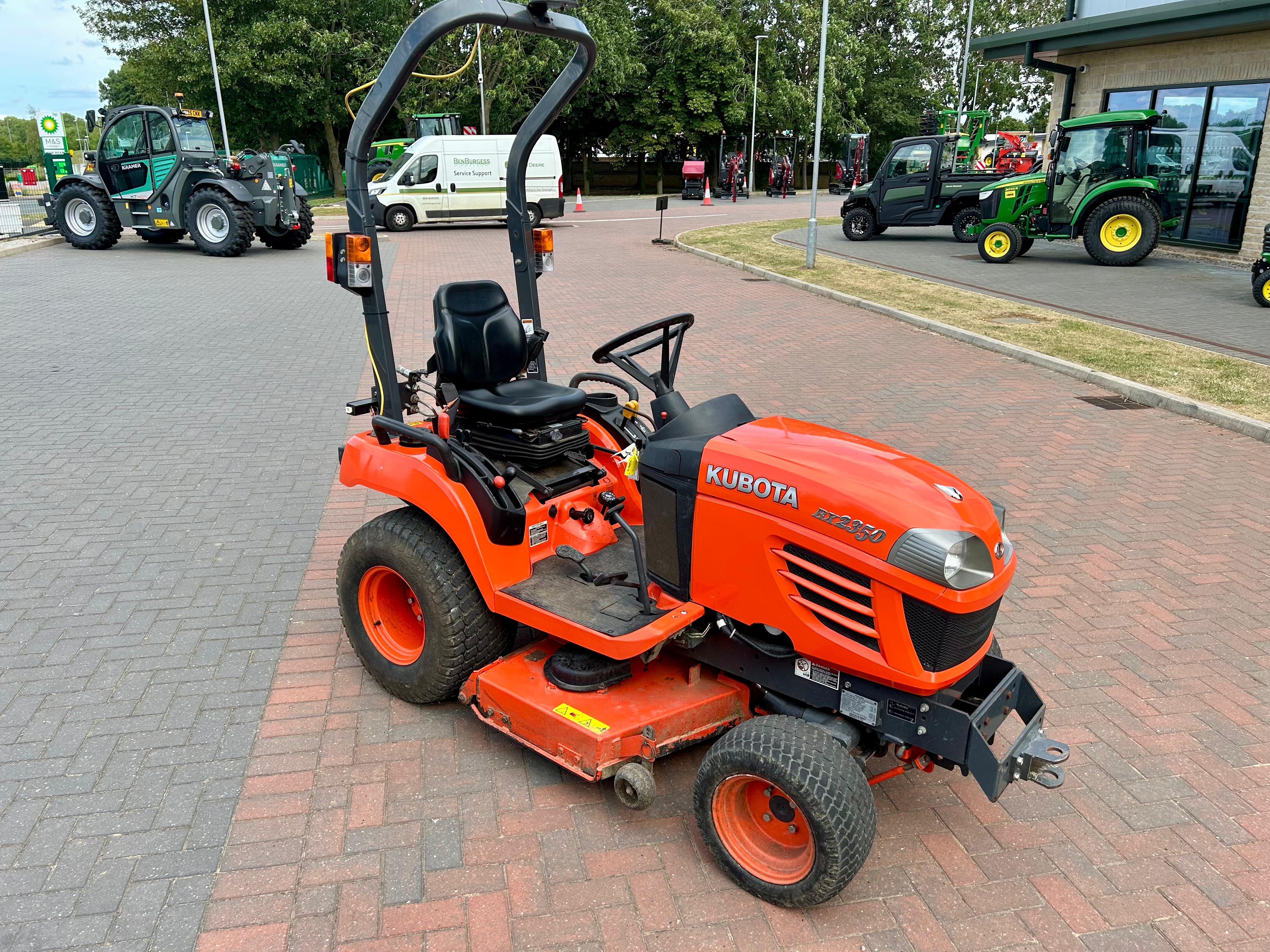 Kubota Bx2350