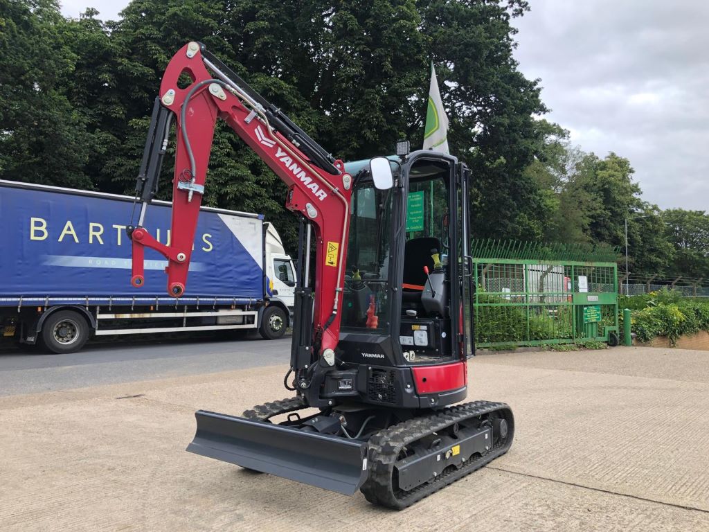 Yanmar Vio27lw-6