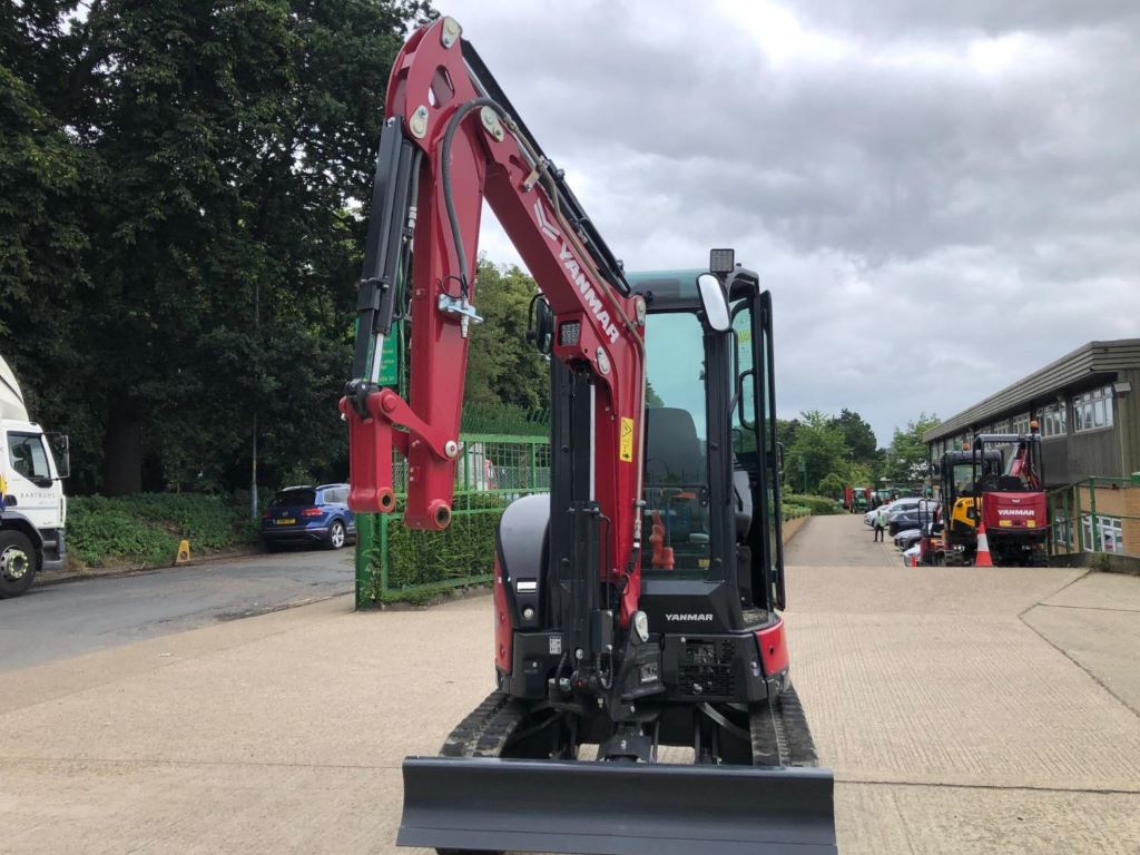 Yanmar Vio27lw-6