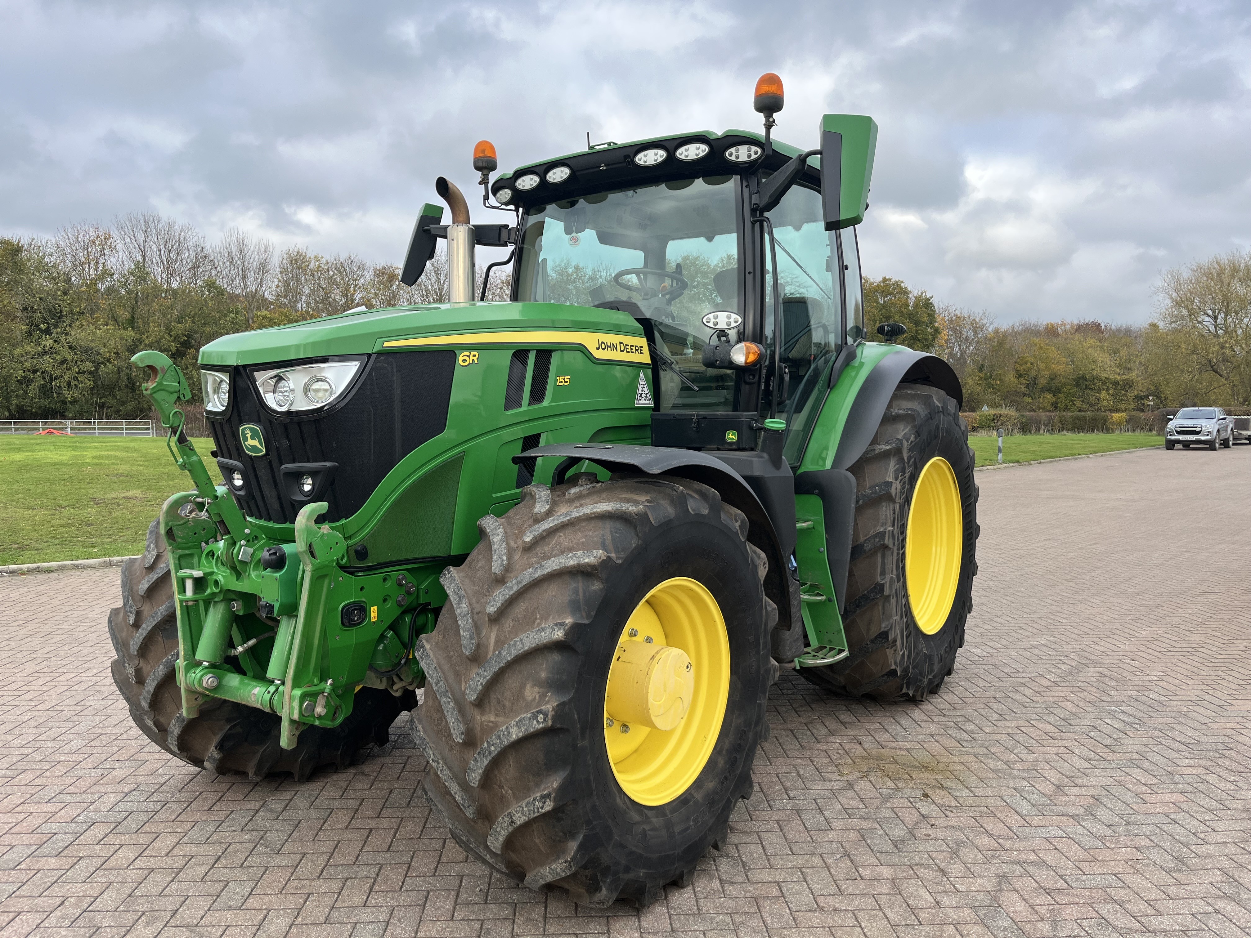 John Deere 6r155