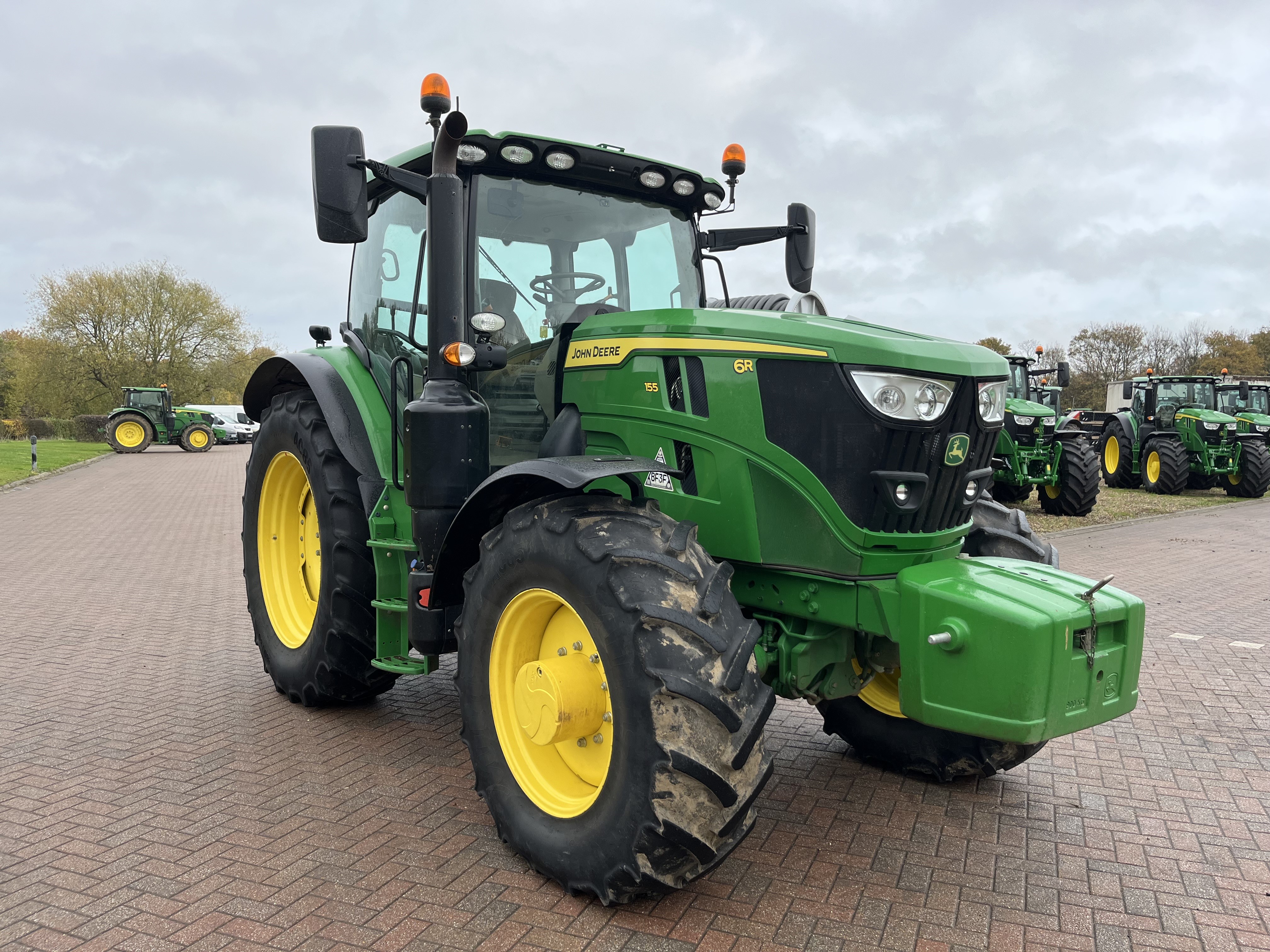 John Deere 6r155