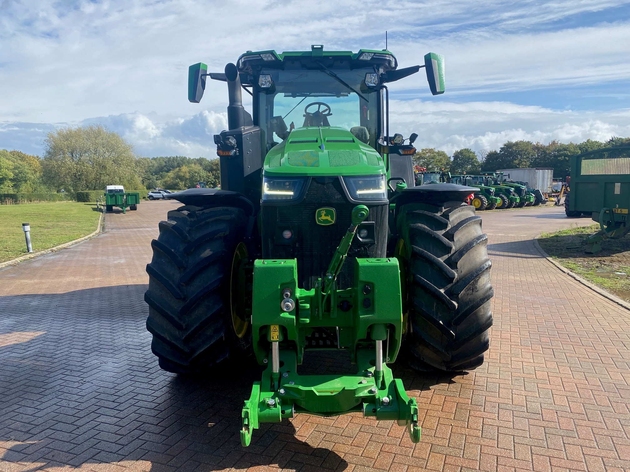 John Deere 8r370