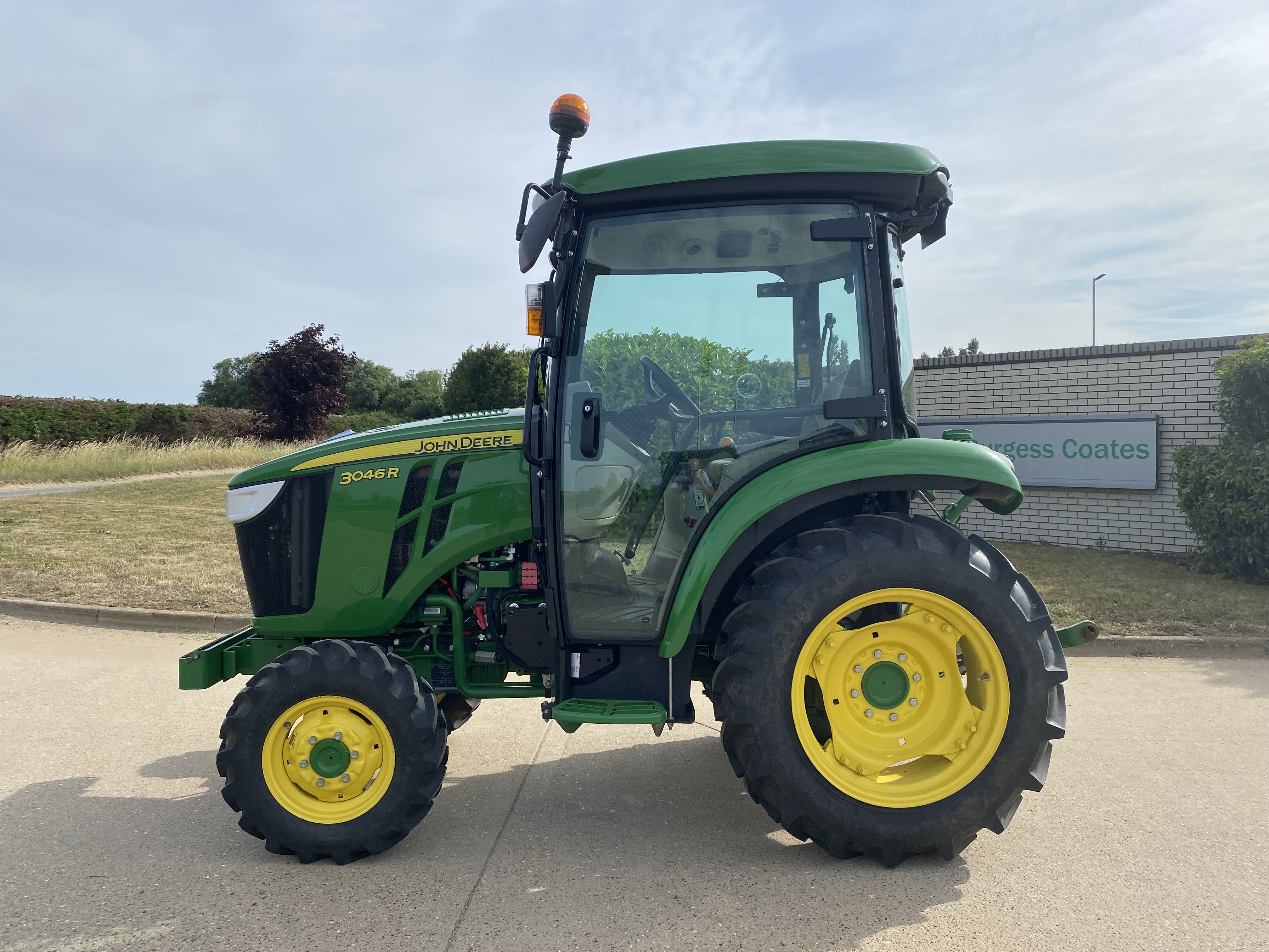 John Deere 3046r Cab At