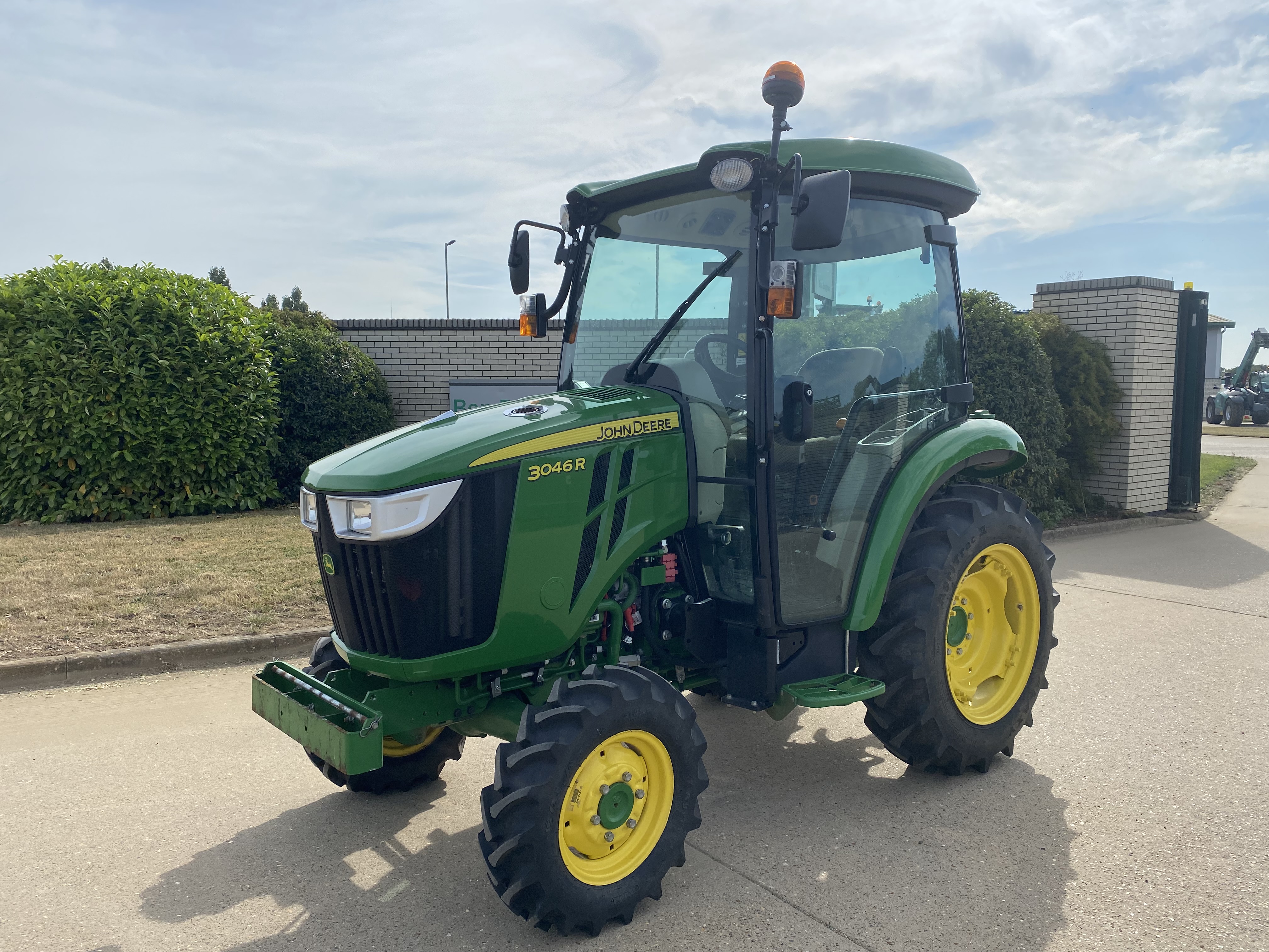 John Deere 3046r Cab At