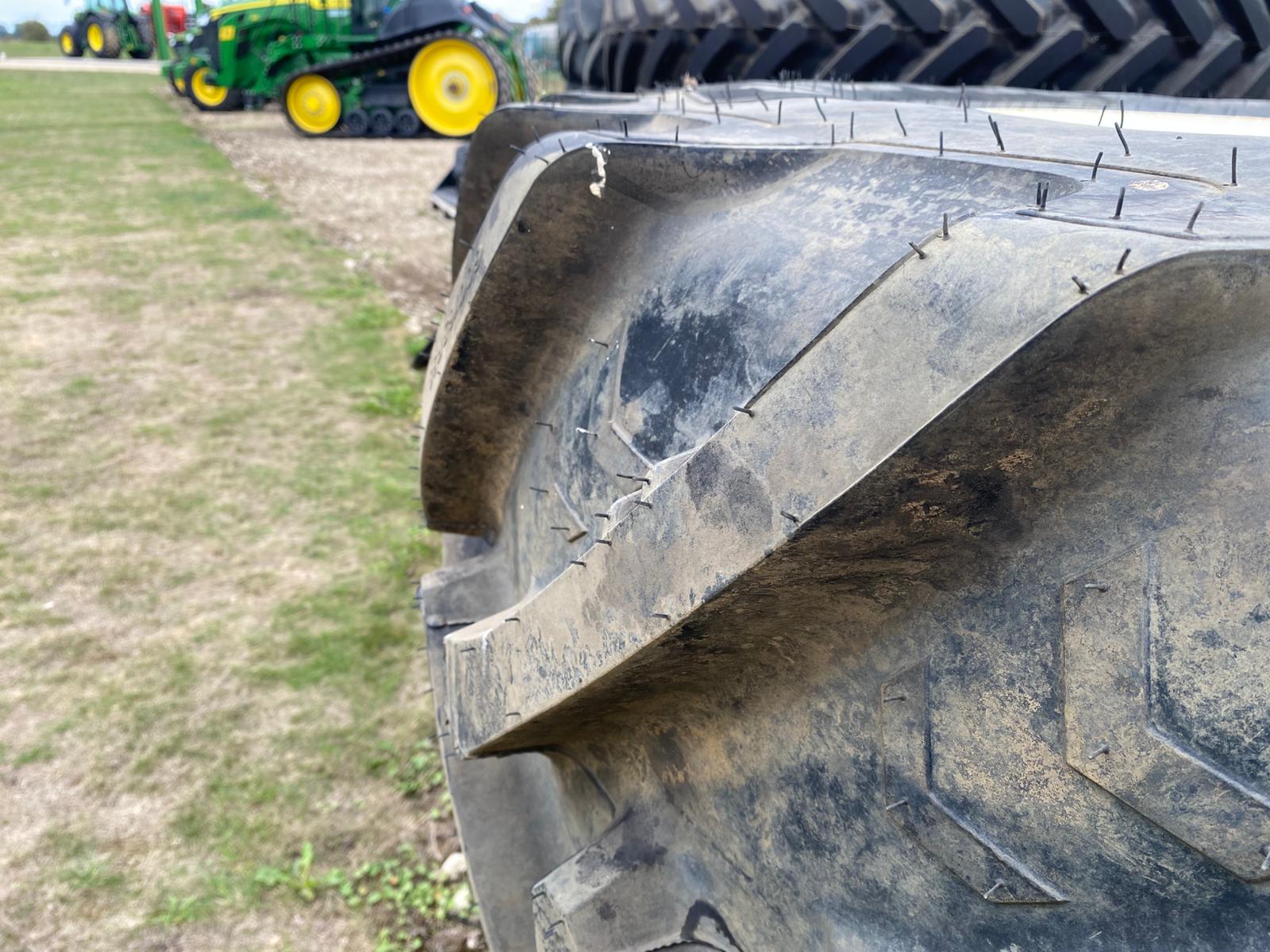 Kuhn 600/65r38