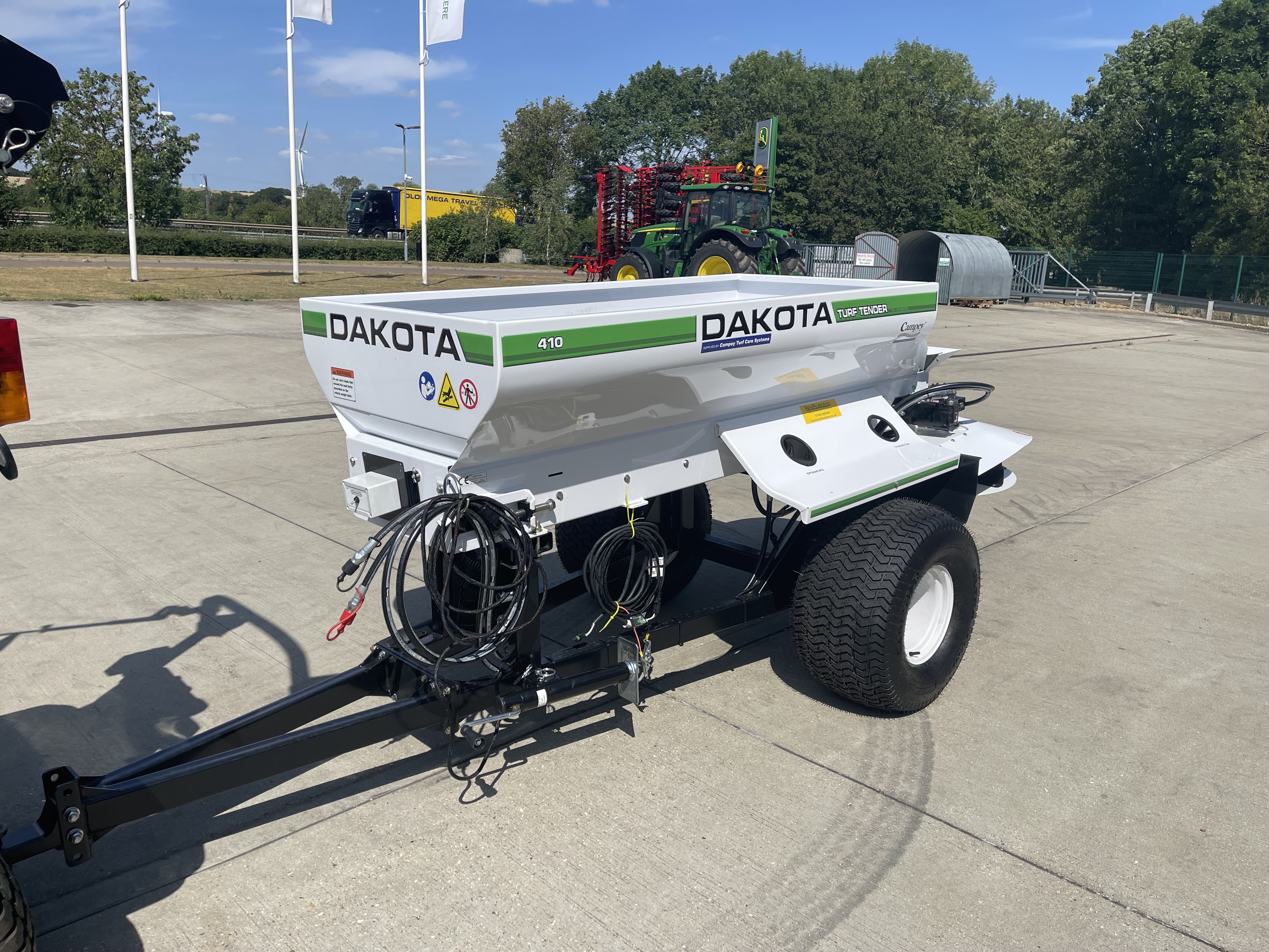 Campey Dakota 410