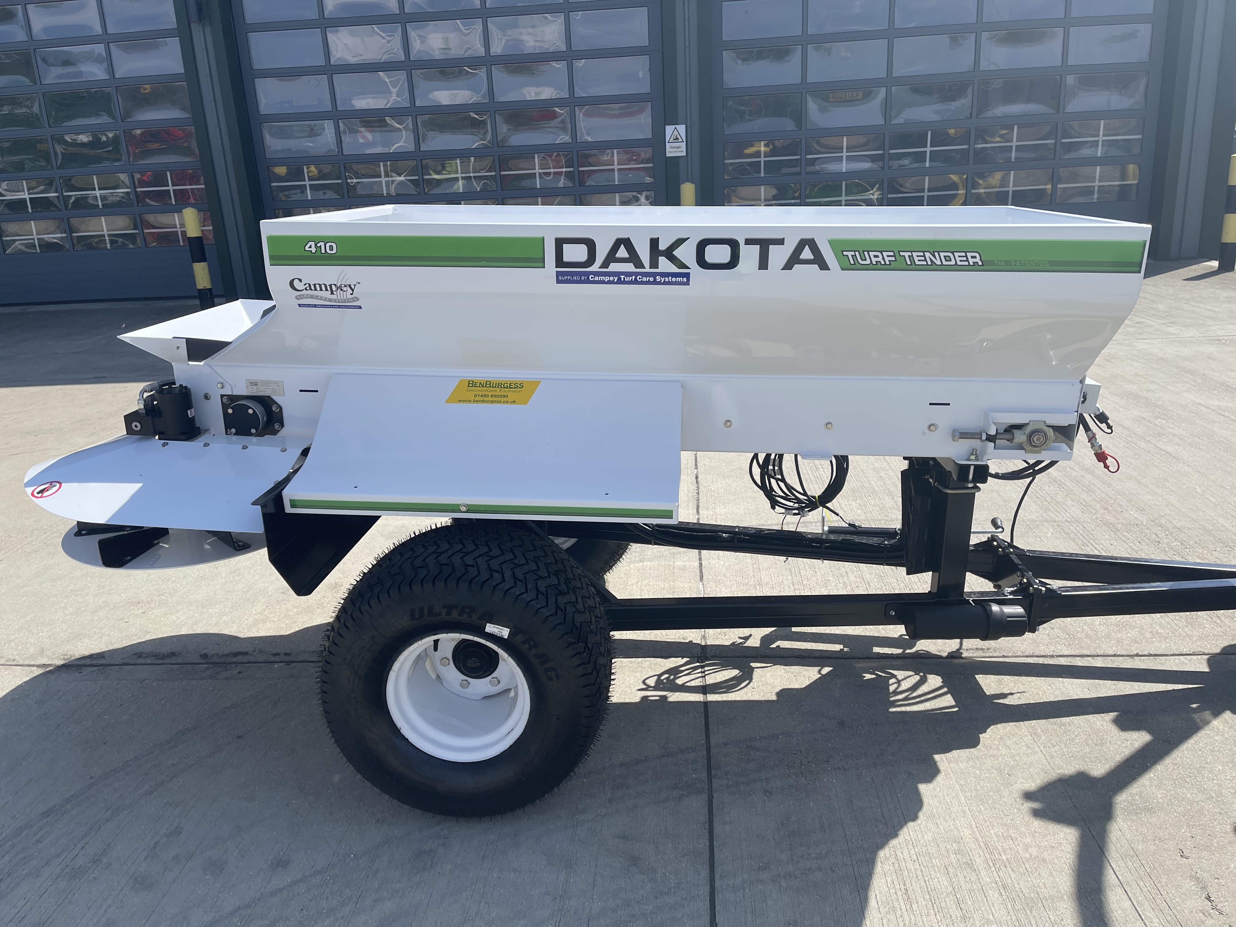 Campey Dakota 410