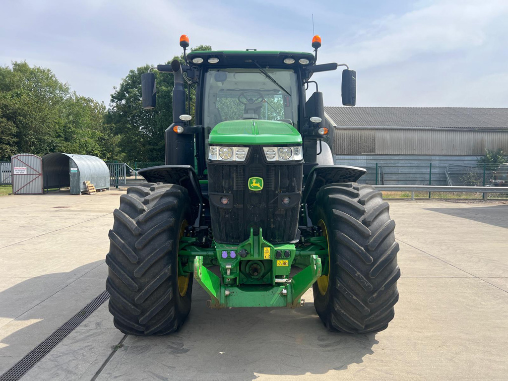 John Deere 7310r