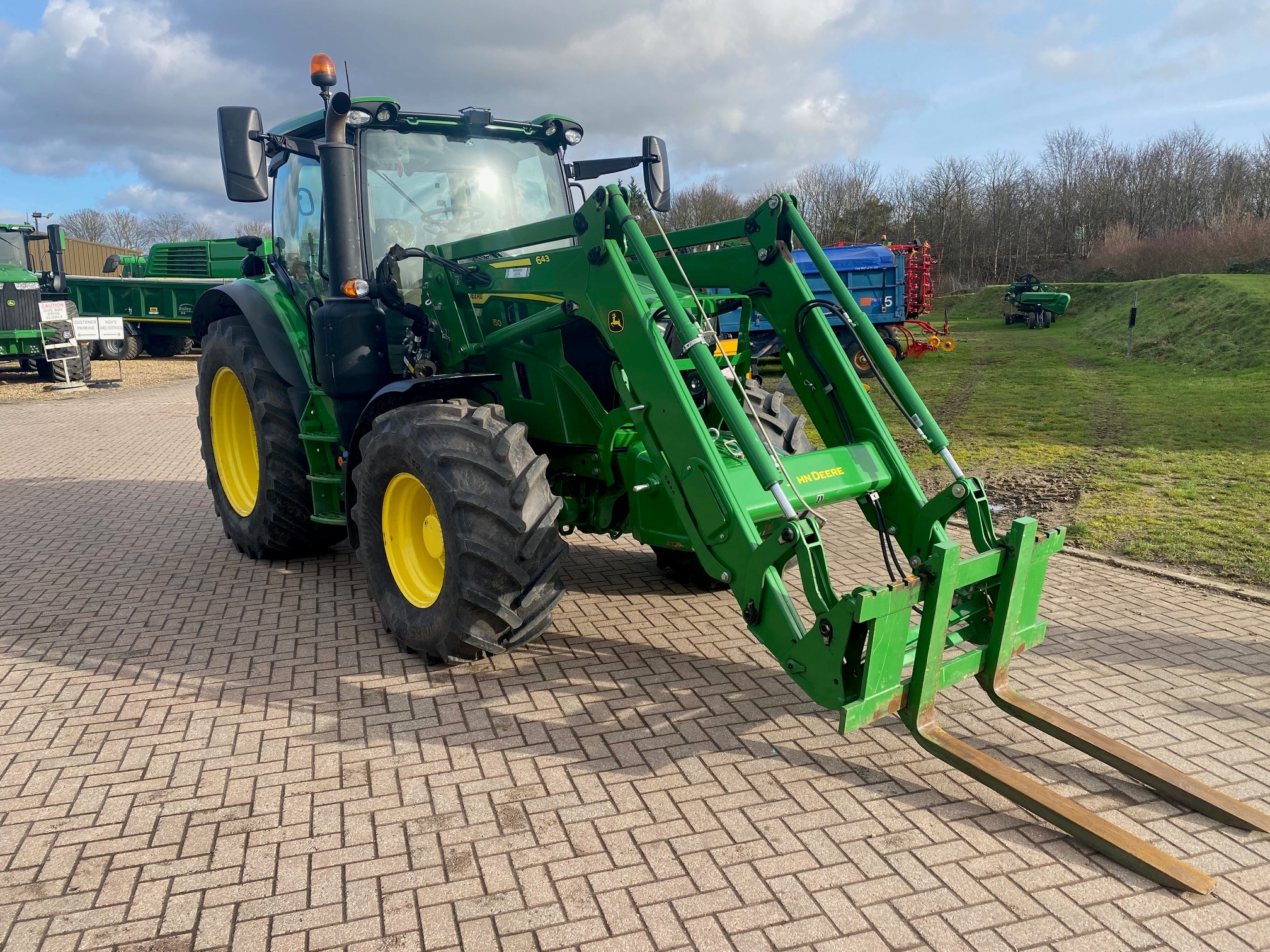 John Deere 6r150