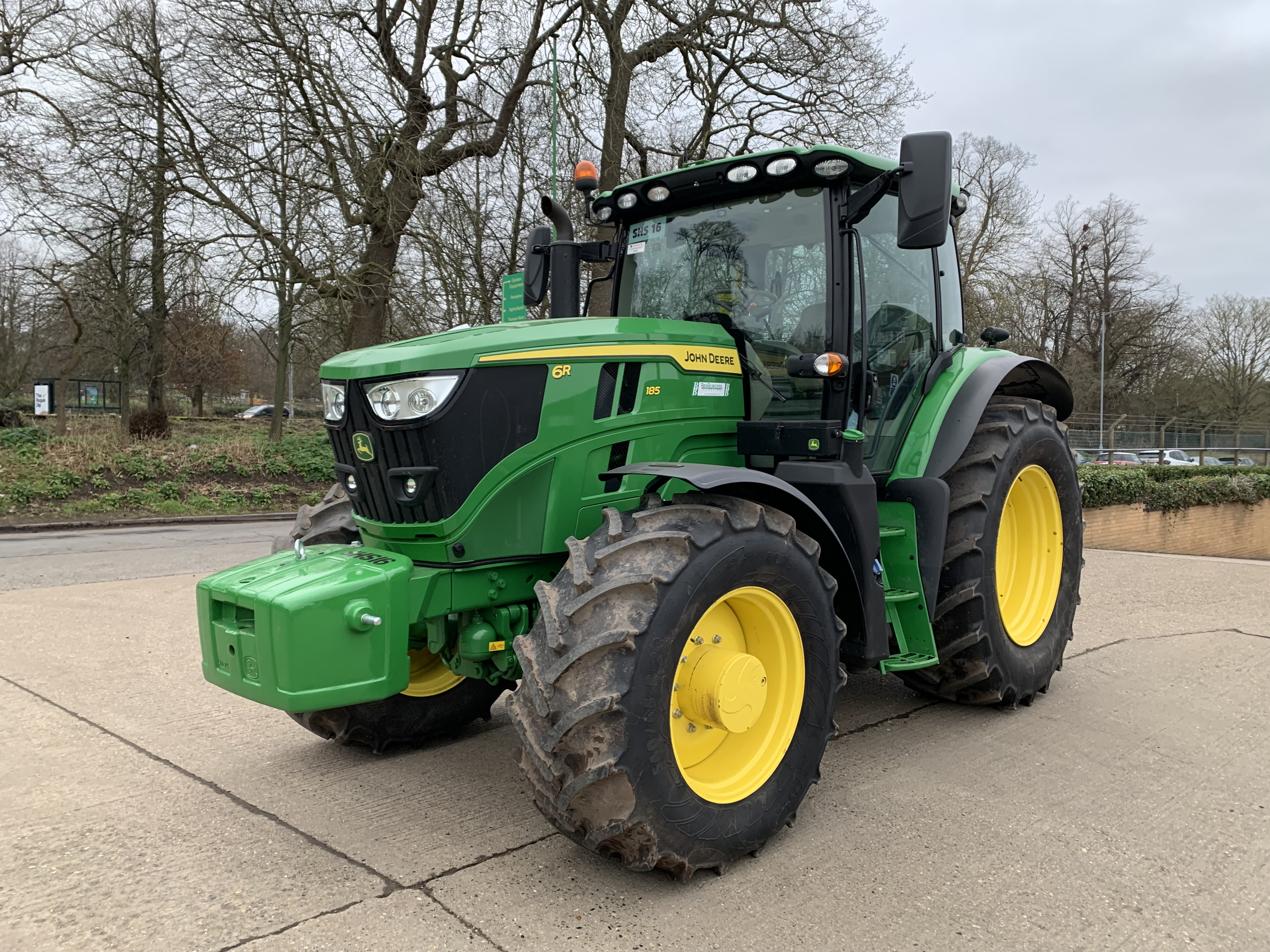 John Deere 6r185