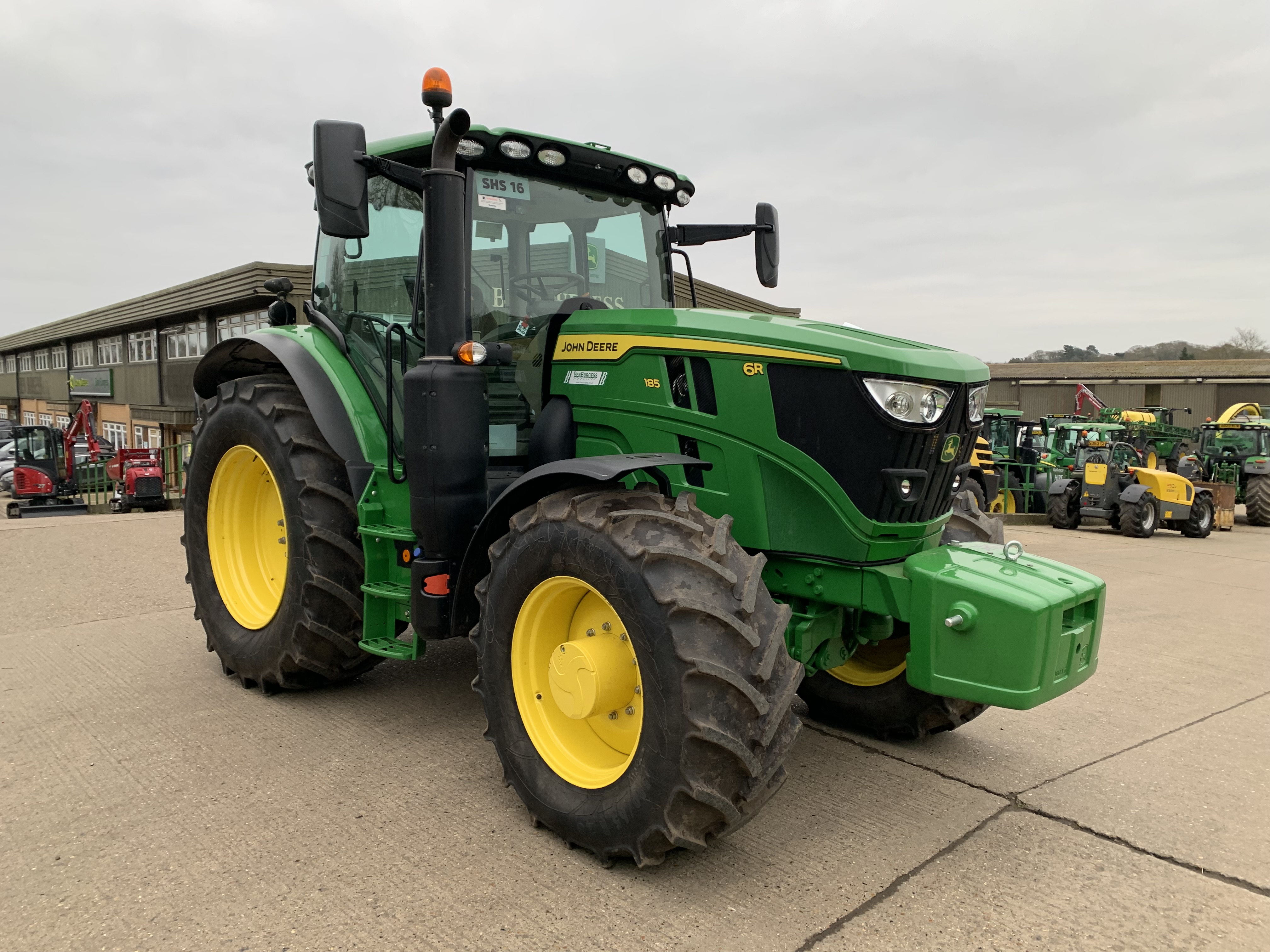 John Deere 6r185