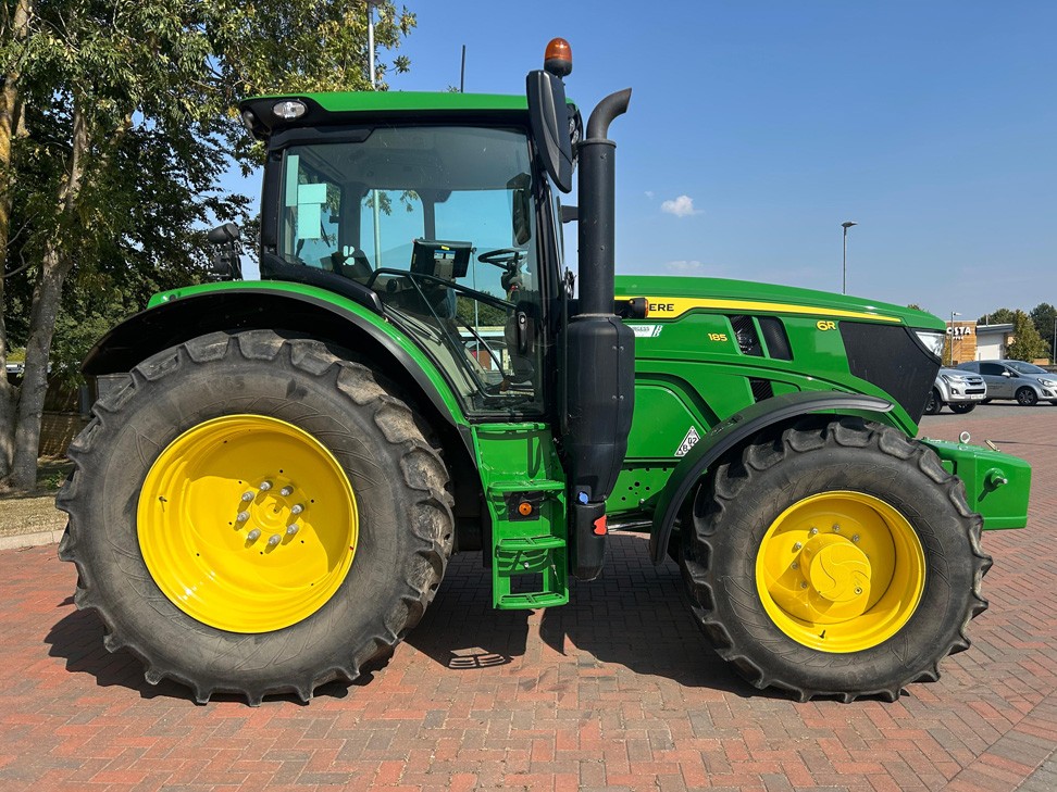 John Deere 6r185