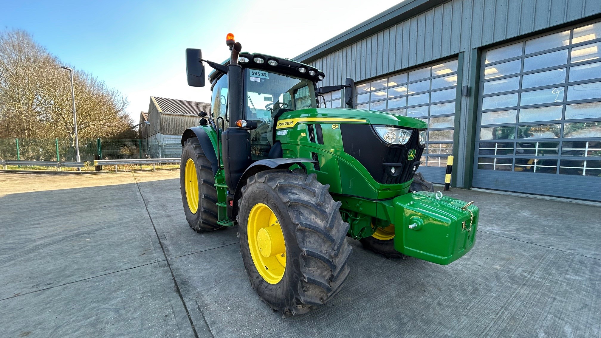 John Deere 6r185