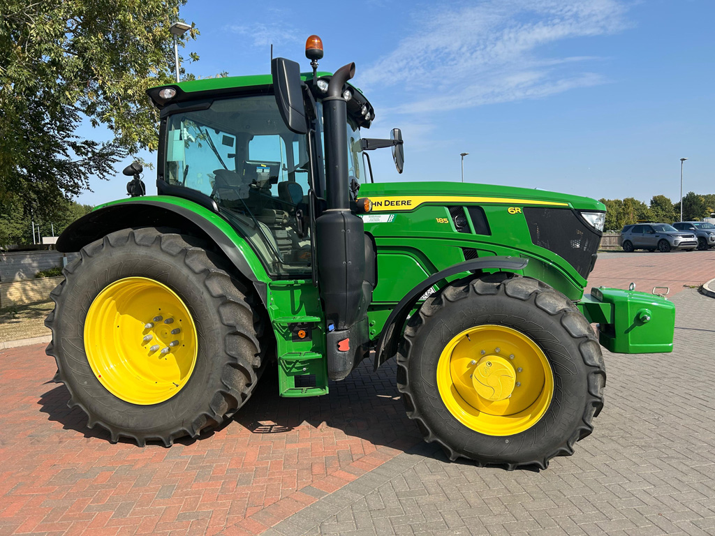 John Deere 6r185