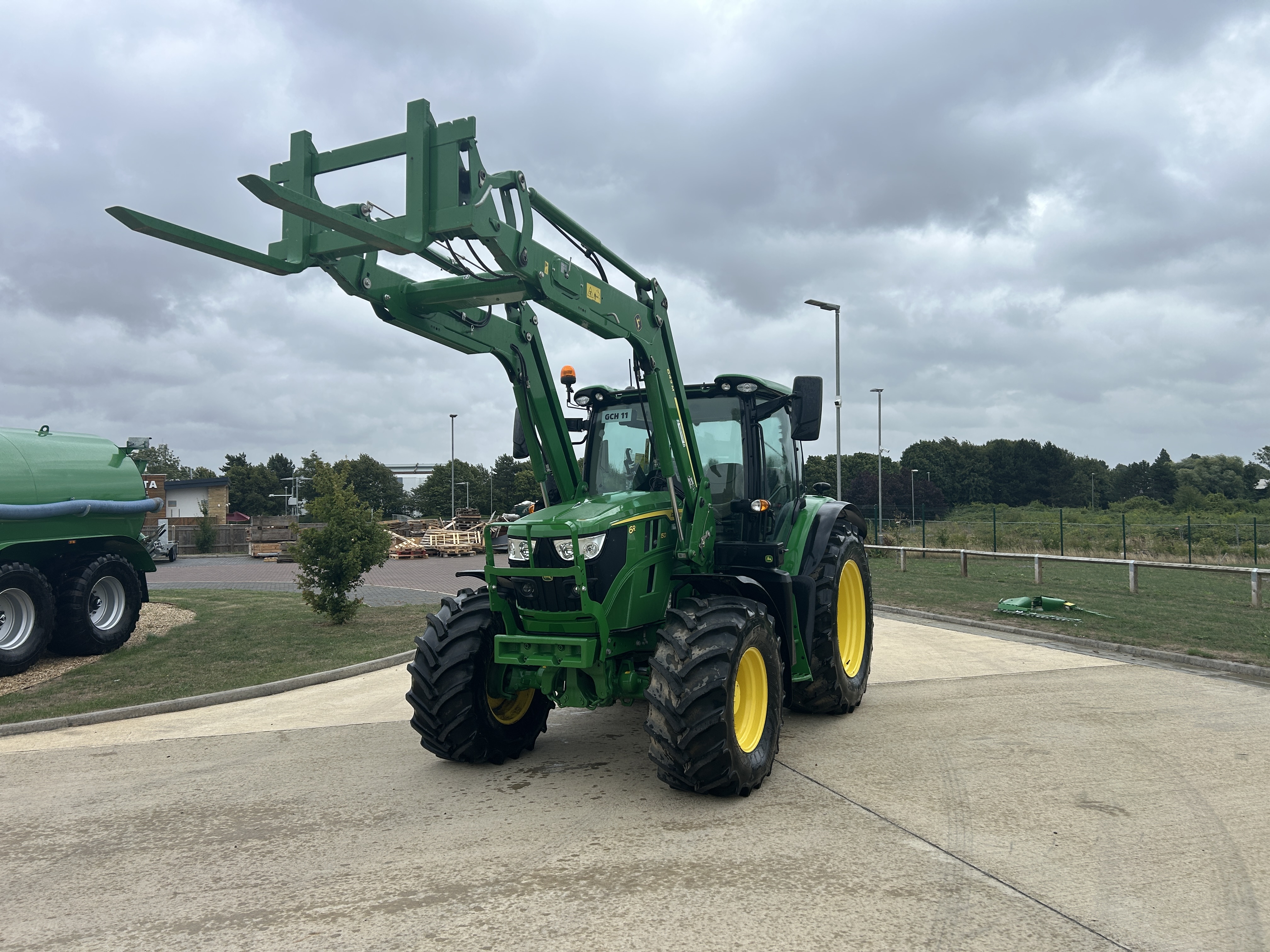 John Deere 6r150