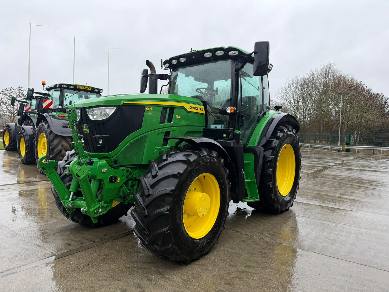 John Deere 6r185