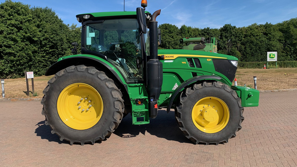 John Deere 6r185