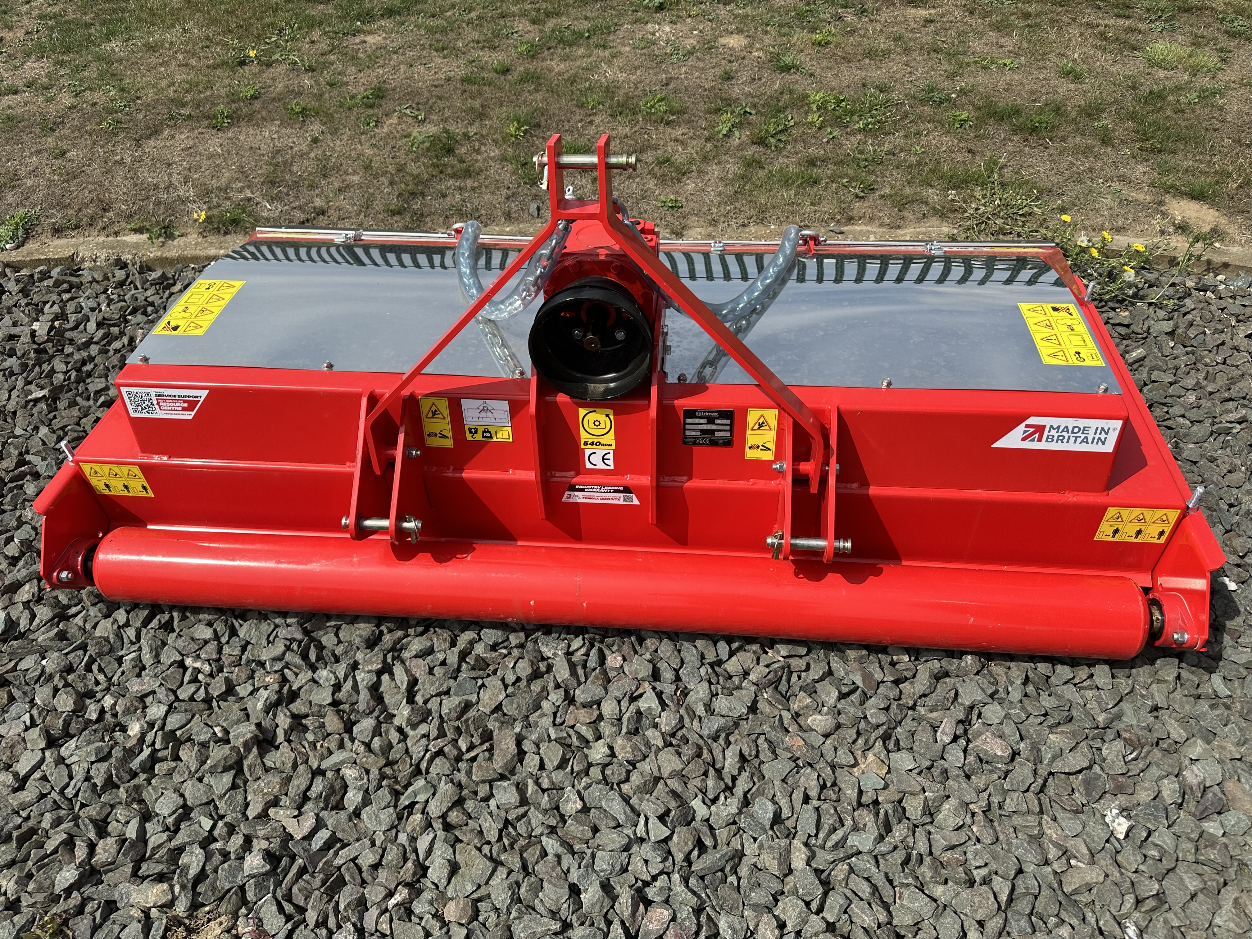 Trimax Striker  190